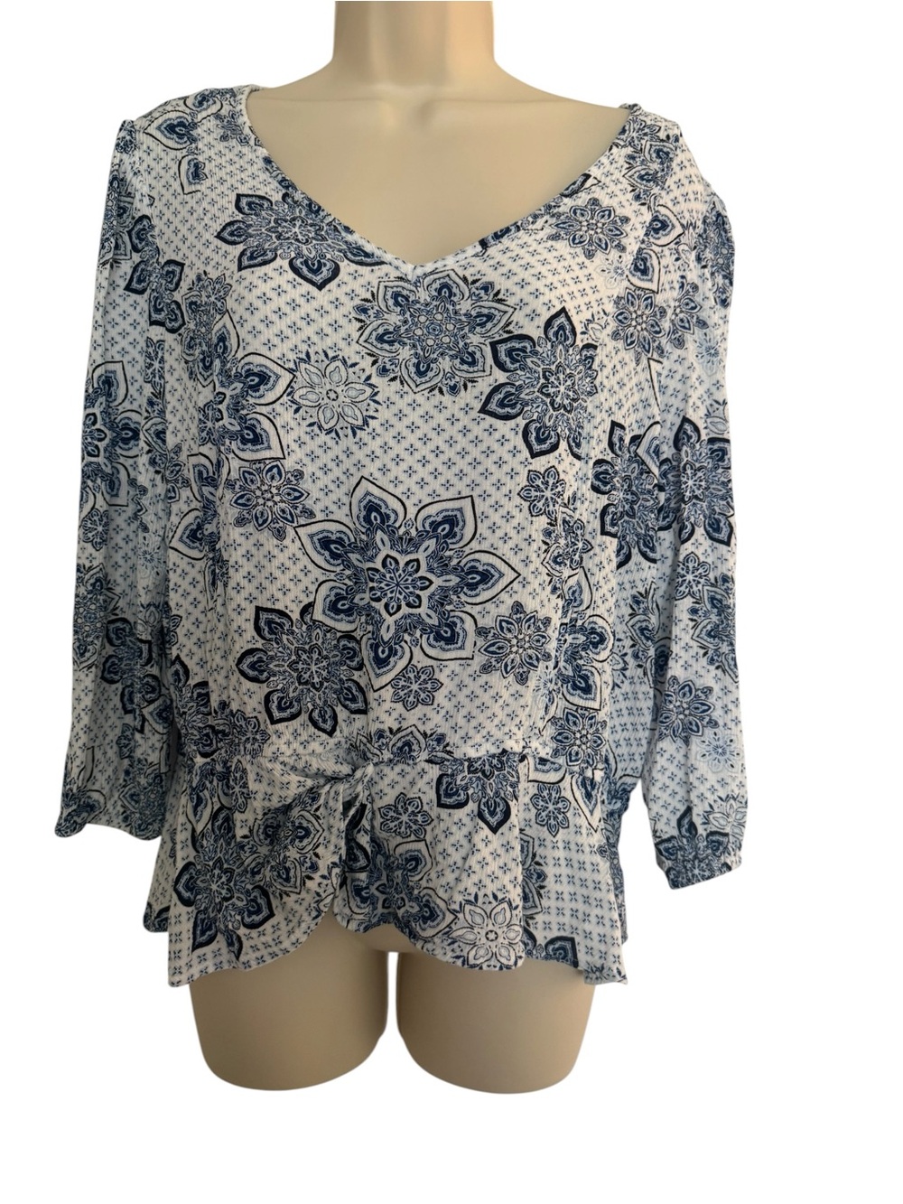 Adrienne Vittadini Sz XL Women’s Blue Floral V-Neck Peplum Women's Top